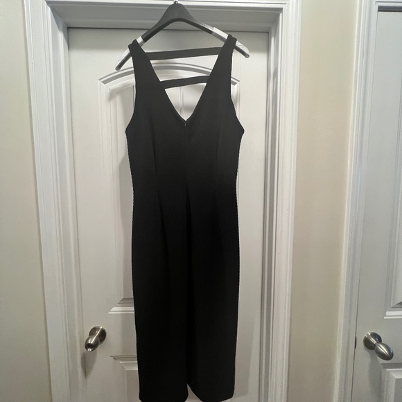 Dress - Picture 1 of 2